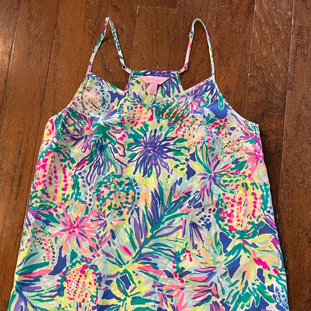 Lilly Pulitzer size S silky print tank